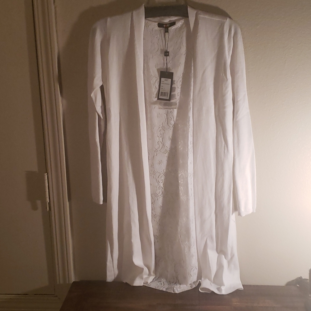 NWT Yest white Ignite Cardigan.